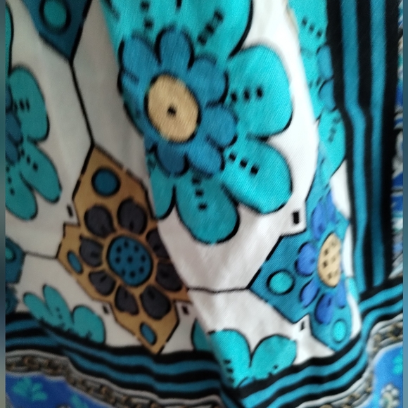 Blue Floral Multi Print VNeck Dress - Picture 5 of 13